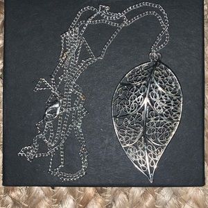Long Leaf necklace